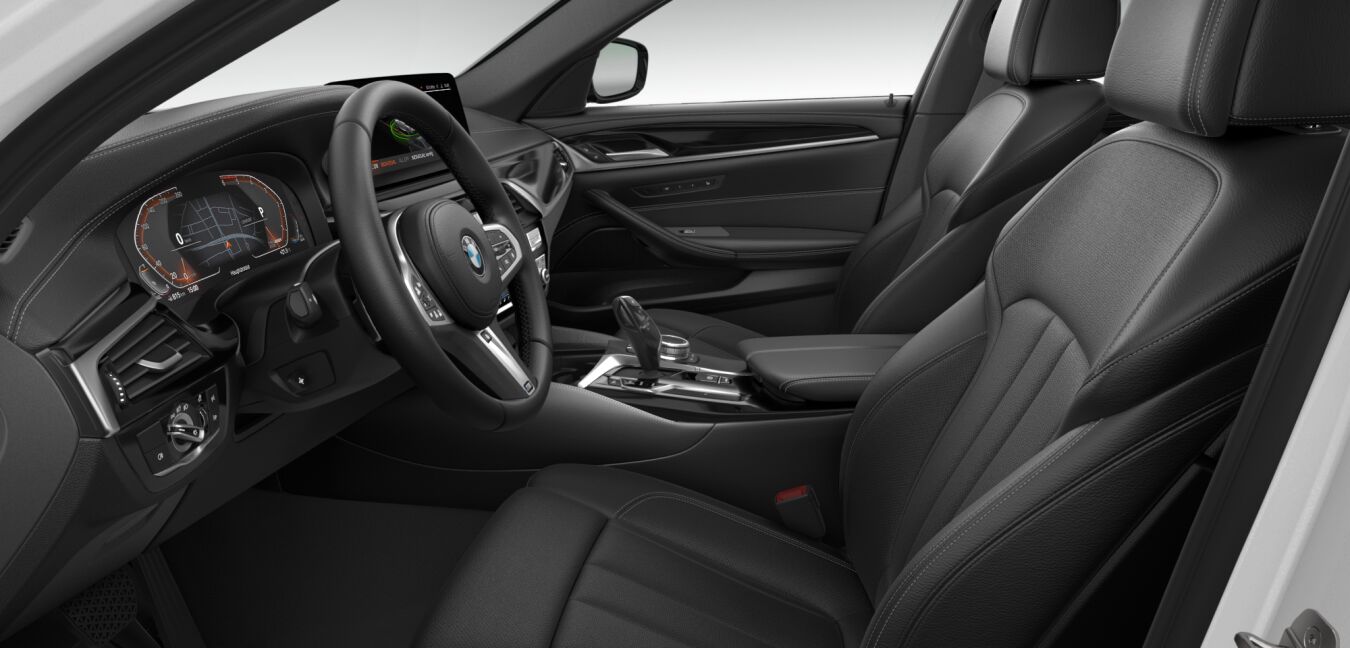 BMW BMW 5er im Innenraum seitlich BMW BMW 5er im Innenraum seitlich