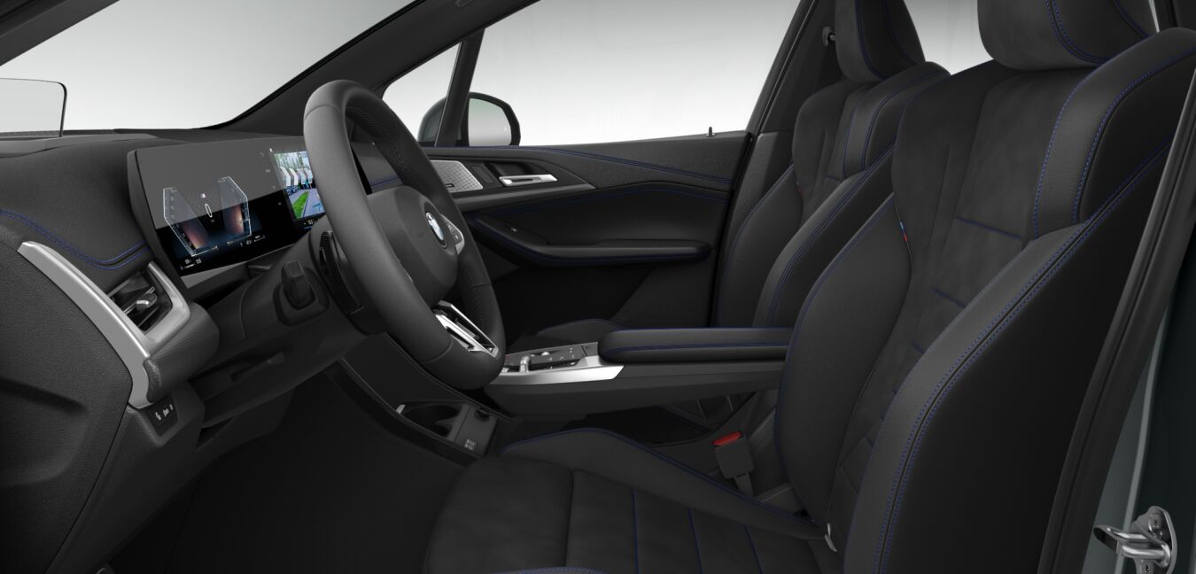 BMW BMW 2er im Innenraum seitlich BMW BMW 2er im Innenraum seitlich