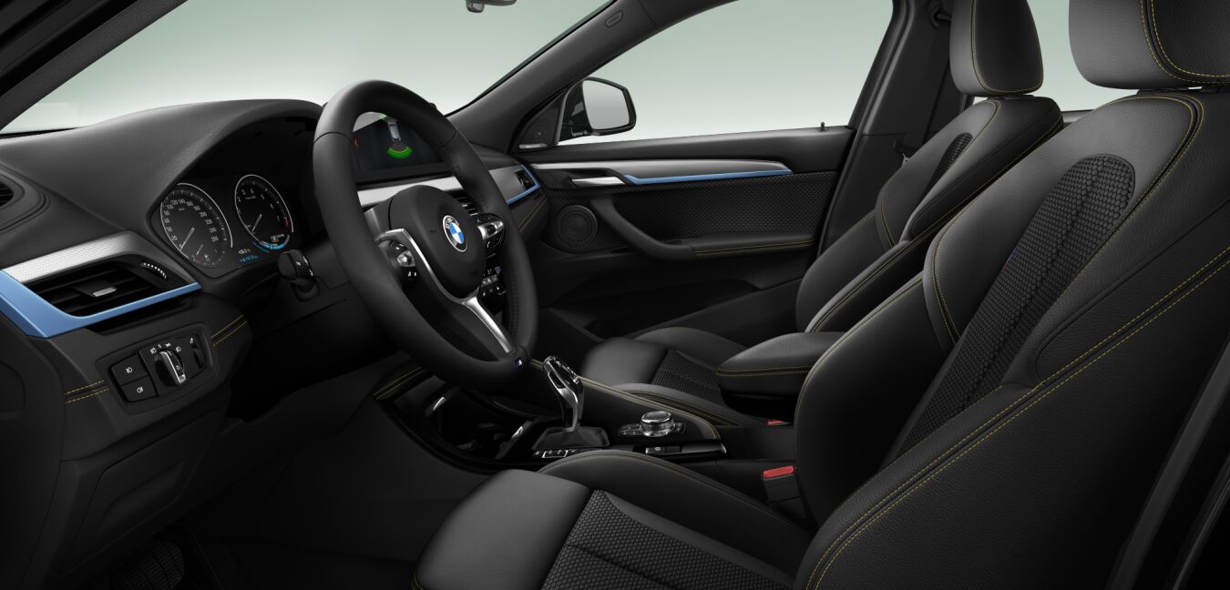 BMW BMW X im Innenraum seitlich BMW BMW X im Innenraum seitlich
