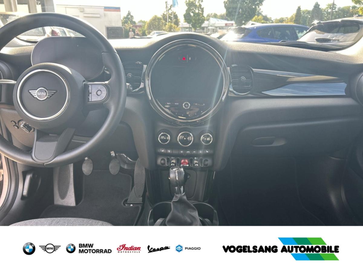 Originalaufnahme des Fahrzeugs Originalaufnahme des Fahrzeugs