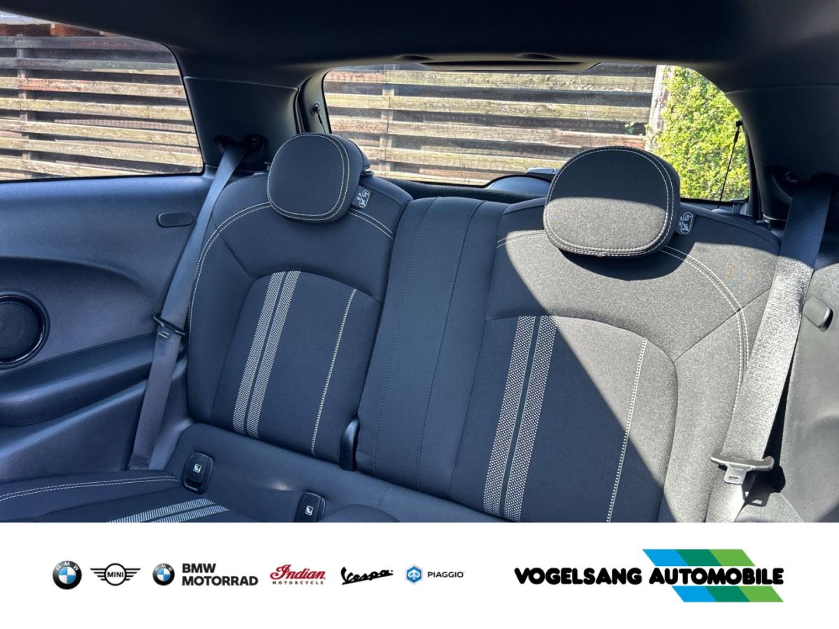 Originalaufnahme des Fahrzeugs Originalaufnahme des Fahrzeugs