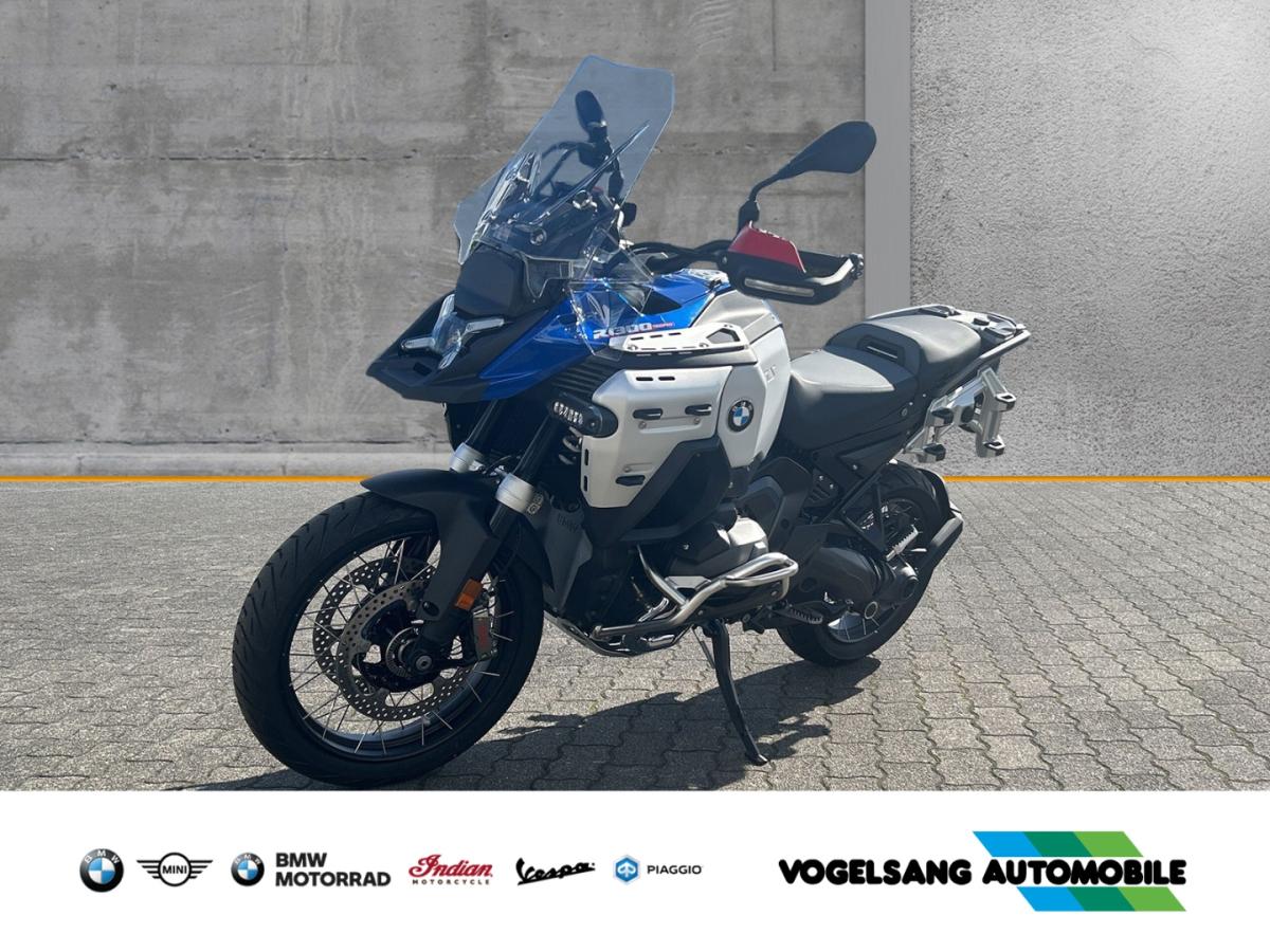 BMW R 1300 GS Adventure in Blau von vorne BMW R 1300 GS Adventure in Blau von vorne