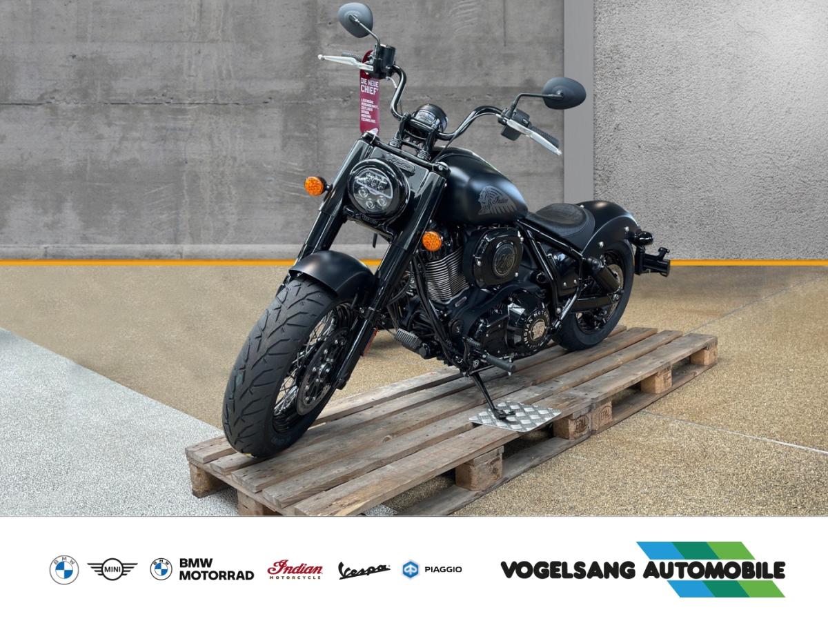 INDIAN Chief Bobber in Schwarz von vorne INDIAN Chief Bobber in Schwarz von vorne