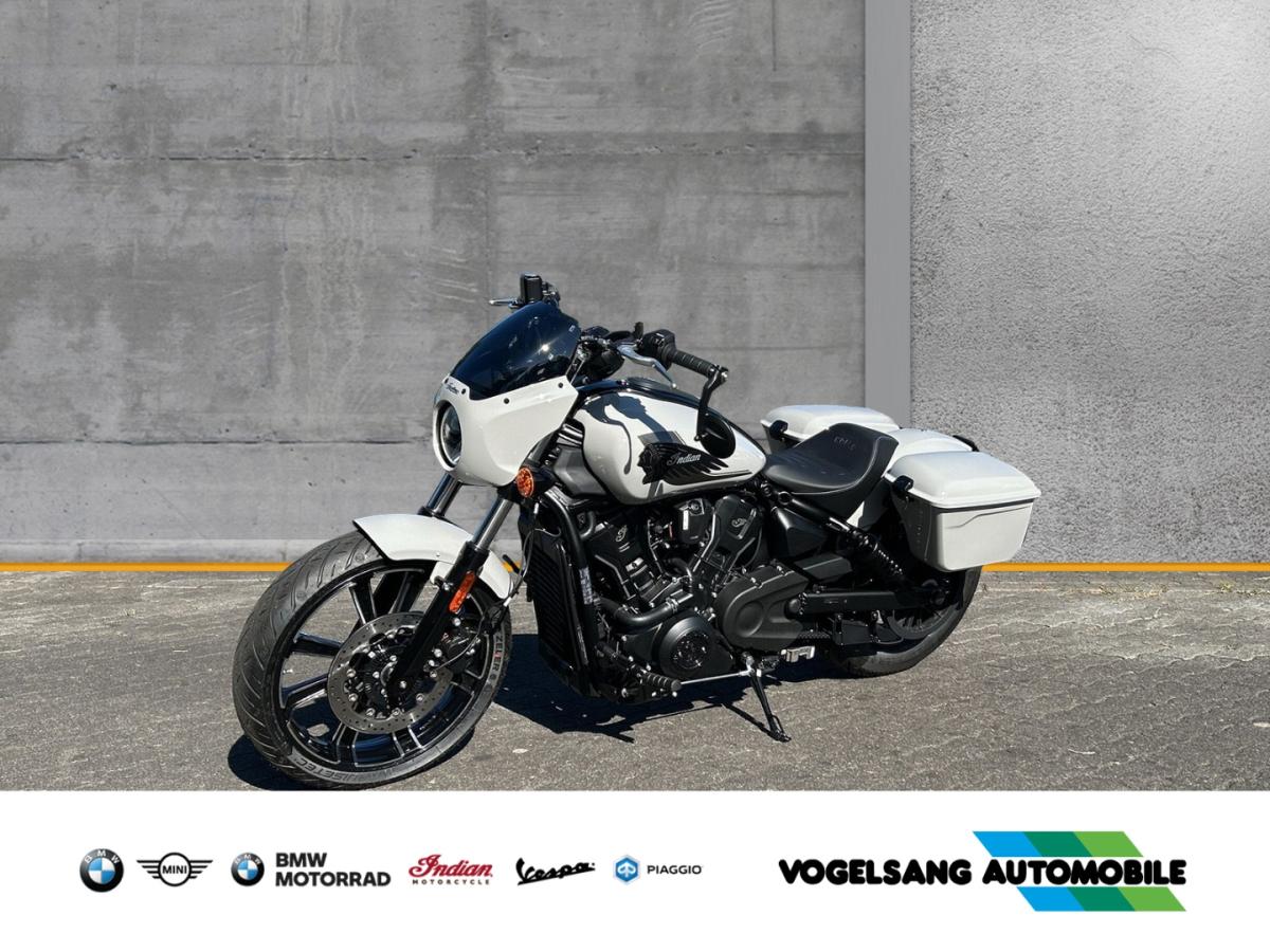 INDIAN Scout in Grau von vorne INDIAN Scout in Grau von vorne