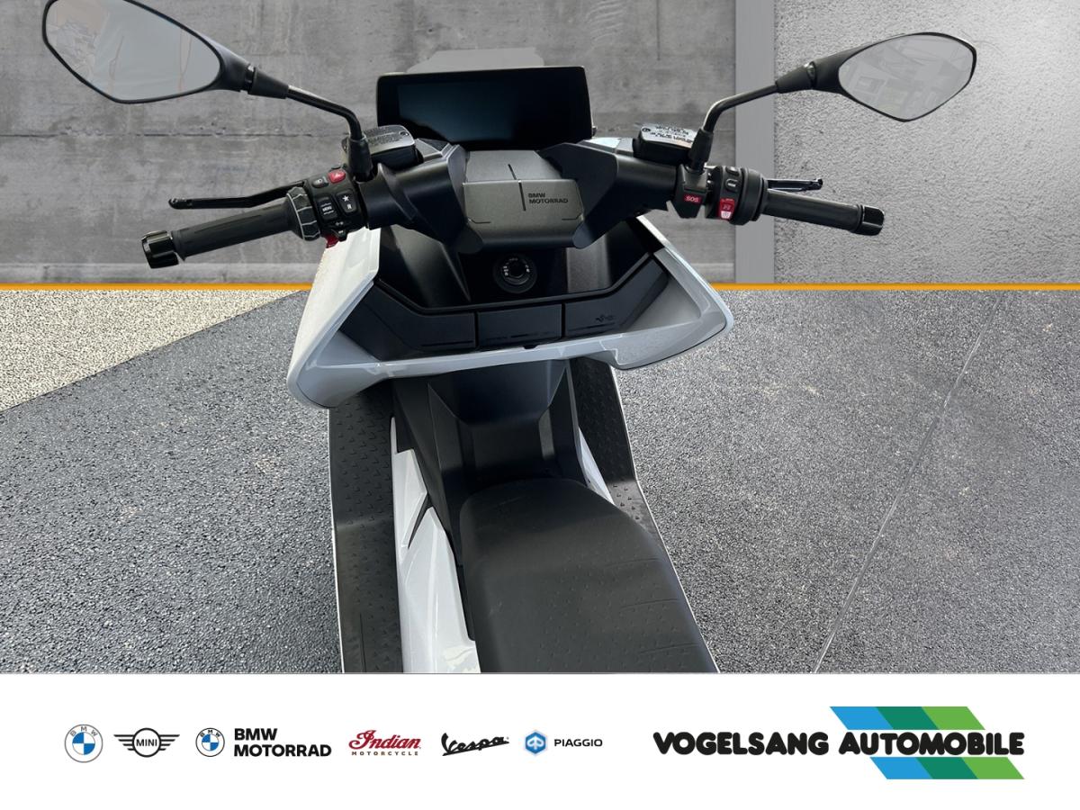 Originalaufnahme des Fahrzeugs Originalaufnahme des Fahrzeugs