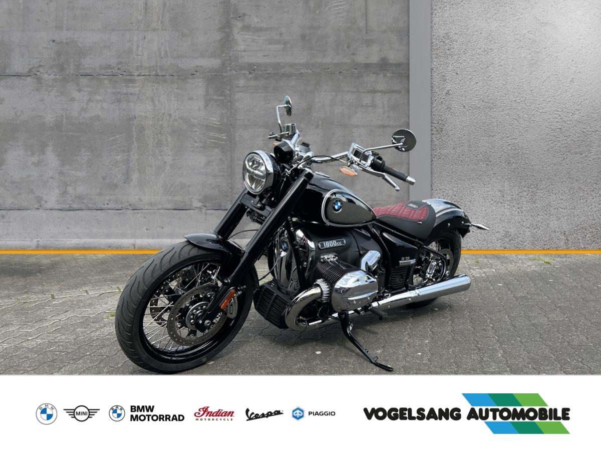 BMW R 18 in Silber von vorne BMW R 18 in Silber von vorne