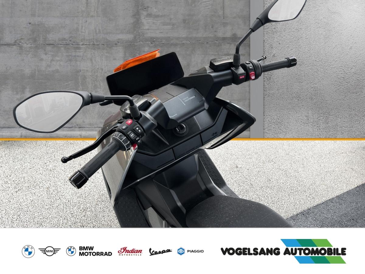 Originalaufnahme des Fahrzeugs Originalaufnahme des Fahrzeugs