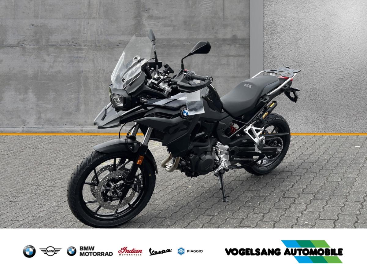 BMW F 800 GS Dynamik-Paket, Komfort-Paket, Touren-Pake in Schwarz von vorne BMW F 800 GS Dynamik-Paket, Komfort-Paket, Touren-Pake in Schwarz von vorne