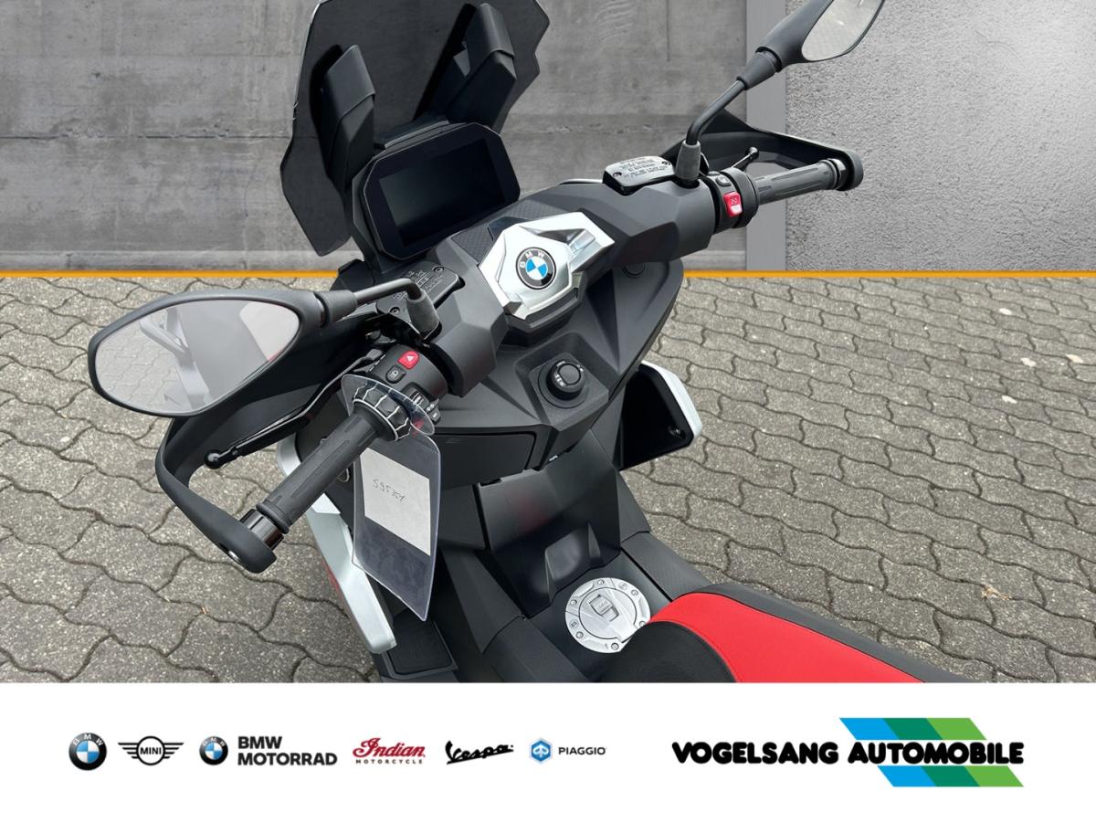 Originalaufnahme des Fahrzeugs Originalaufnahme des Fahrzeugs