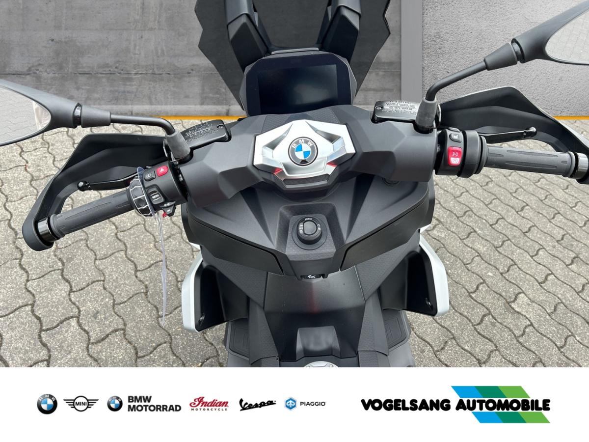 Originalaufnahme des Fahrzeugs Originalaufnahme des Fahrzeugs