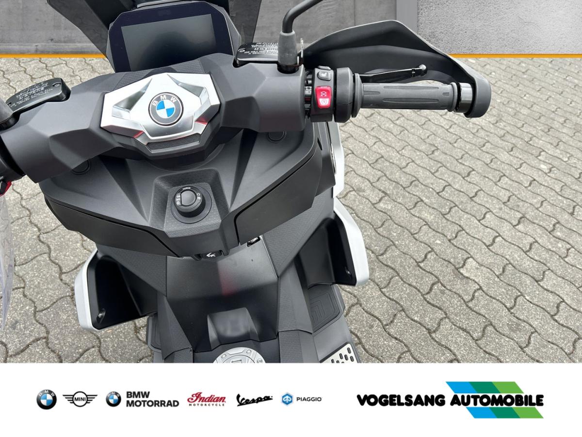 Originalaufnahme des Fahrzeugs Originalaufnahme des Fahrzeugs