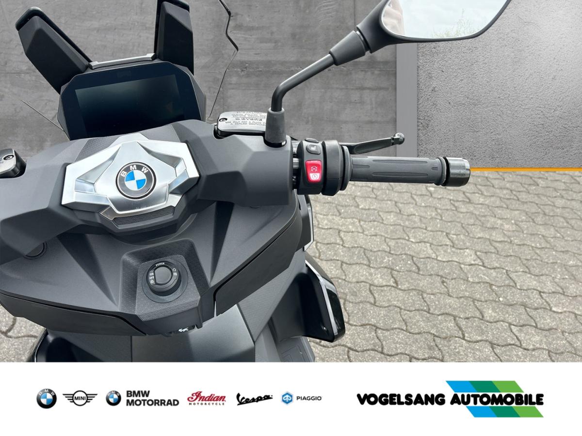 Originalaufnahme des Fahrzeugs Originalaufnahme des Fahrzeugs