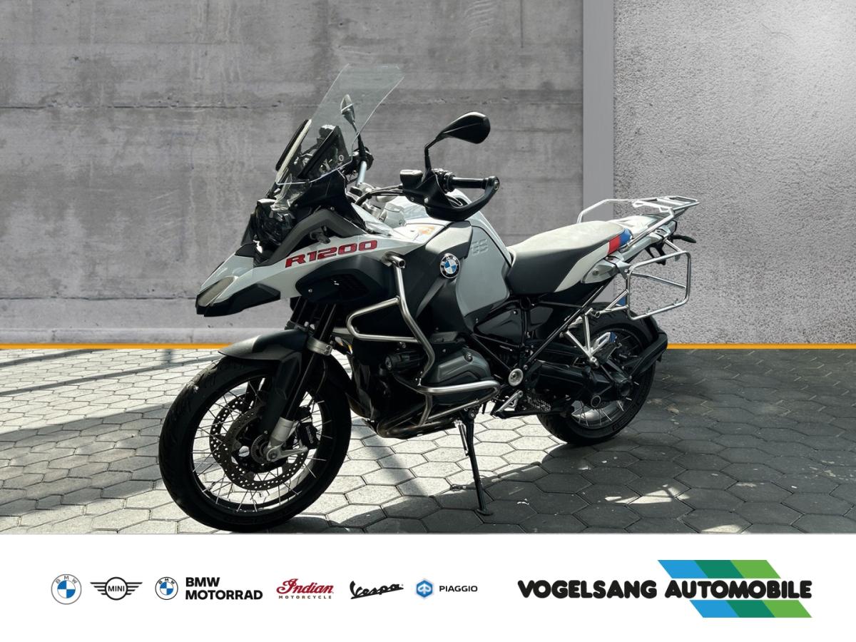 BMW R 1200 GS Adventure in Weiß von vorne BMW R 1200 GS Adventure in Weiß von vorne