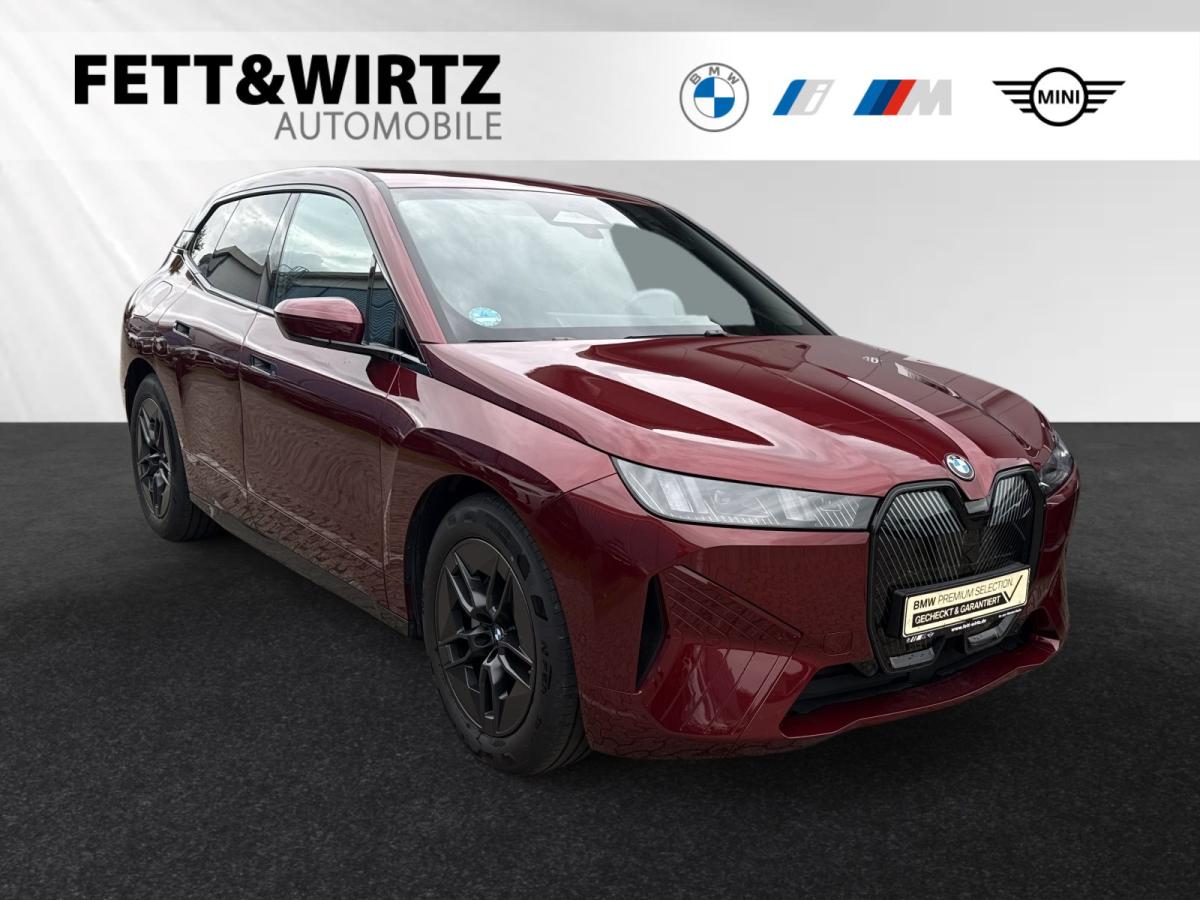 BMW iX xDrive45 Originalaufnahme