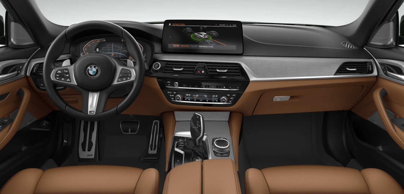 BMW BMW 5er im Innenraum von vorne
