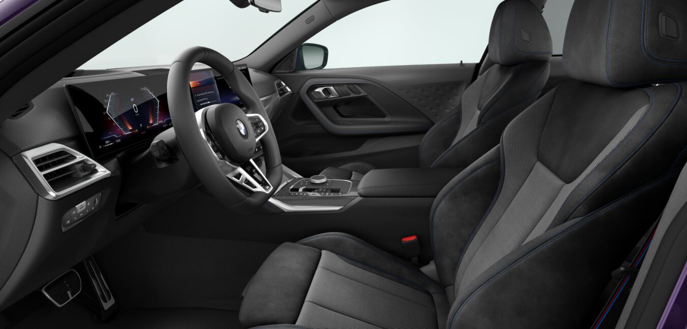 BMW BMW 2er im Innenraum seitlich BMW BMW 2er im Innenraum seitlich