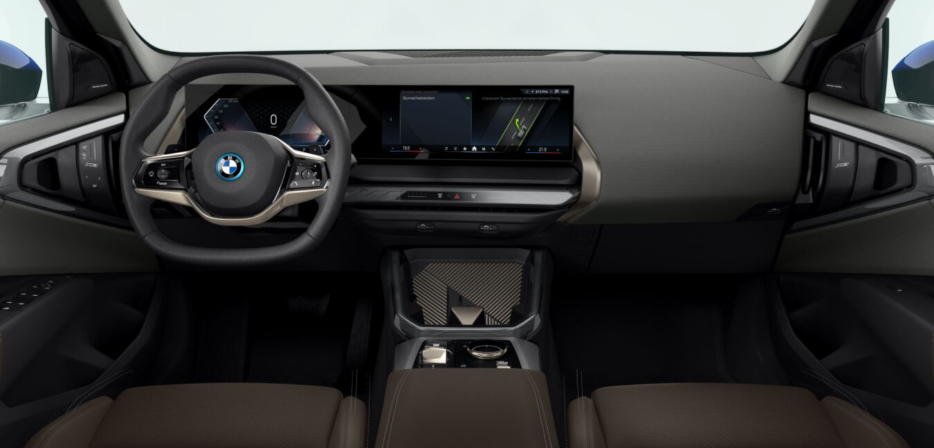 BMW BMW X im Innenraum von vorne