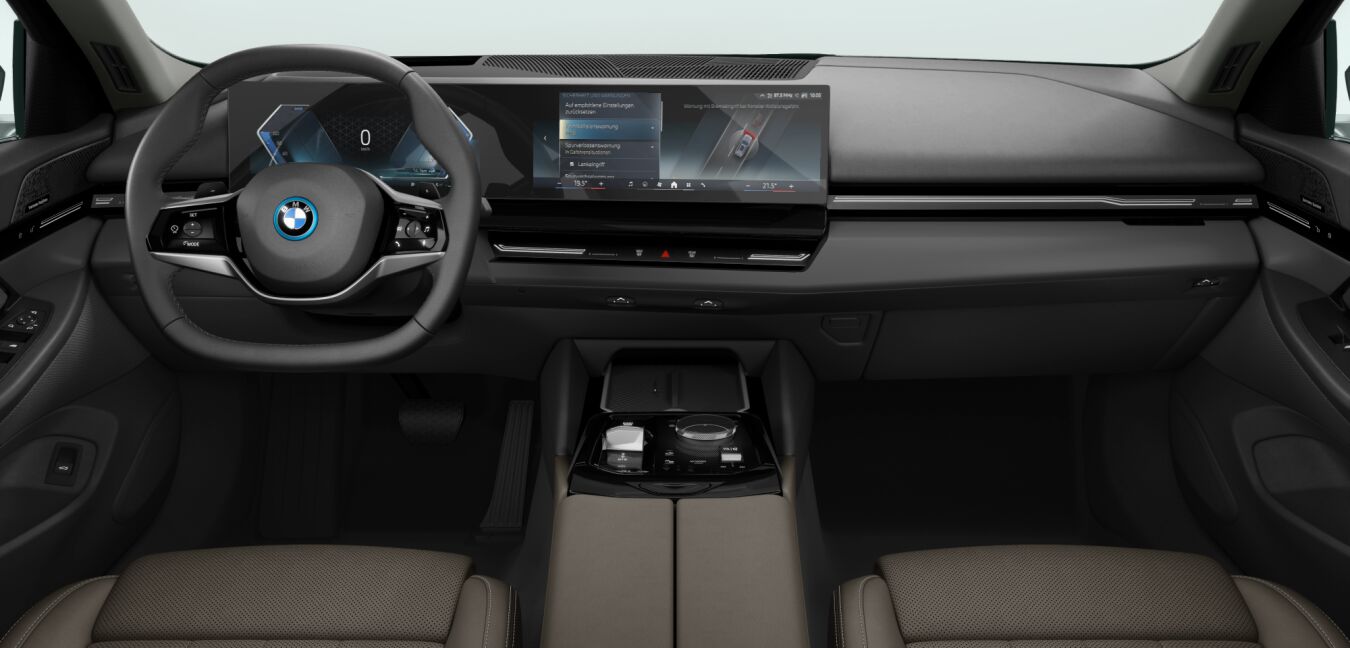 BMW BMW 5er im Innenraum von vorne