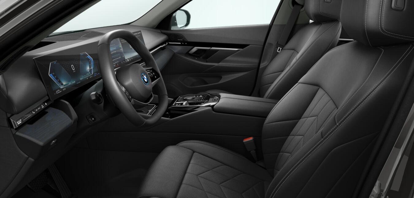 BMW BMW 5er im Innenraum seitlich BMW BMW 5er im Innenraum seitlich