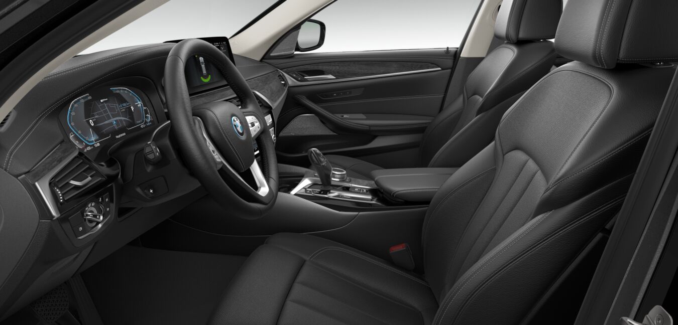 BMW BMW 5er im Innenraum seitlich
