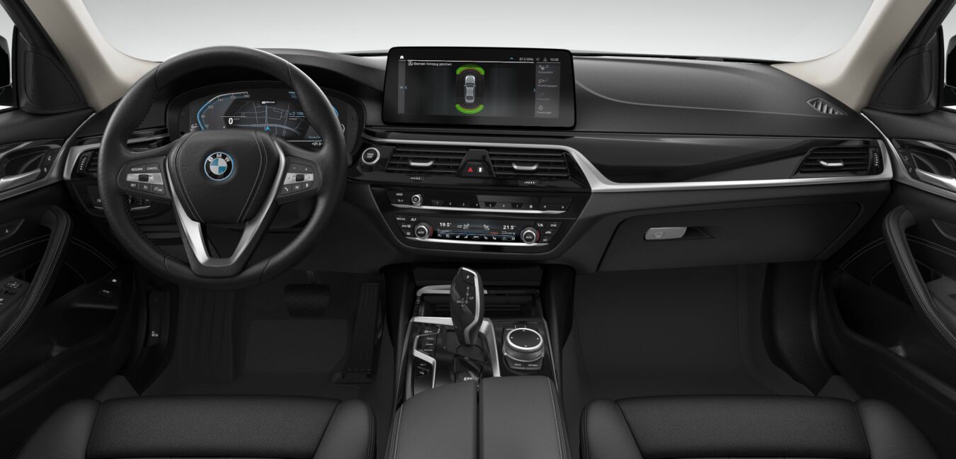 BMW BMW 5er im Innenraum von vorne BMW BMW 5er im Innenraum von vorne