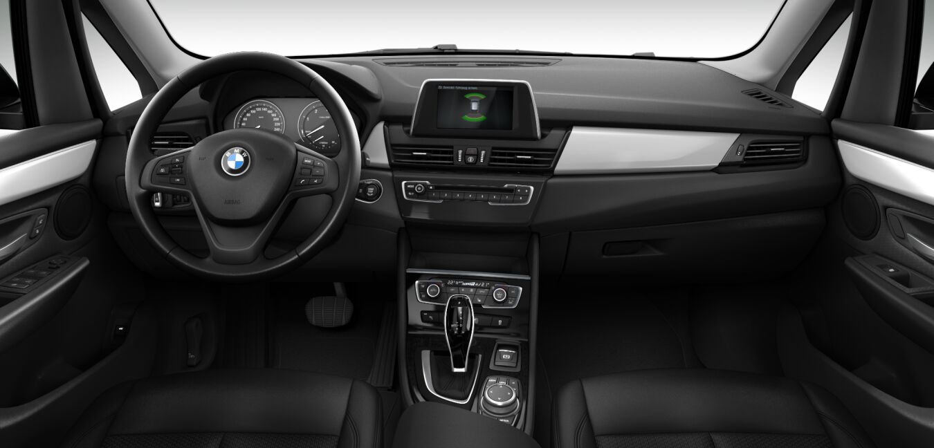 BMW BMW 2er im Innenraum von vorne BMW BMW 2er im Innenraum von vorne