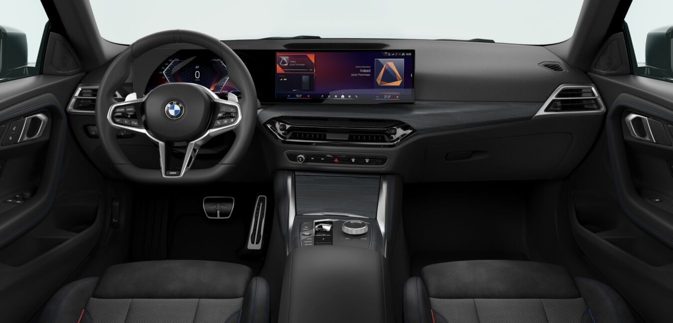 BMW BMW 2er im Innenraum von vorne