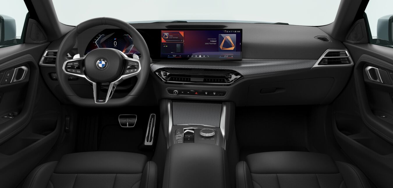 BMW BMW 2er im Innenraum von vorne BMW BMW 2er im Innenraum von vorne