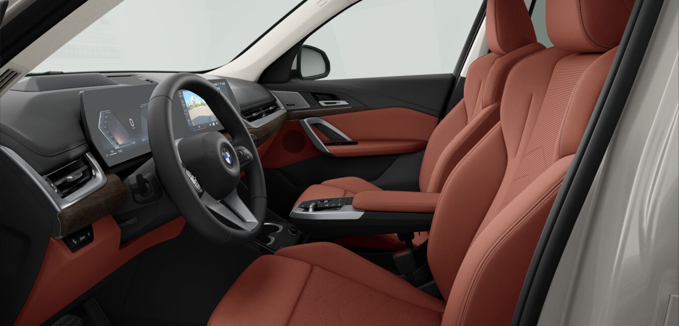 BMW BMW X im Innenraum seitlich BMW BMW X im Innenraum seitlich