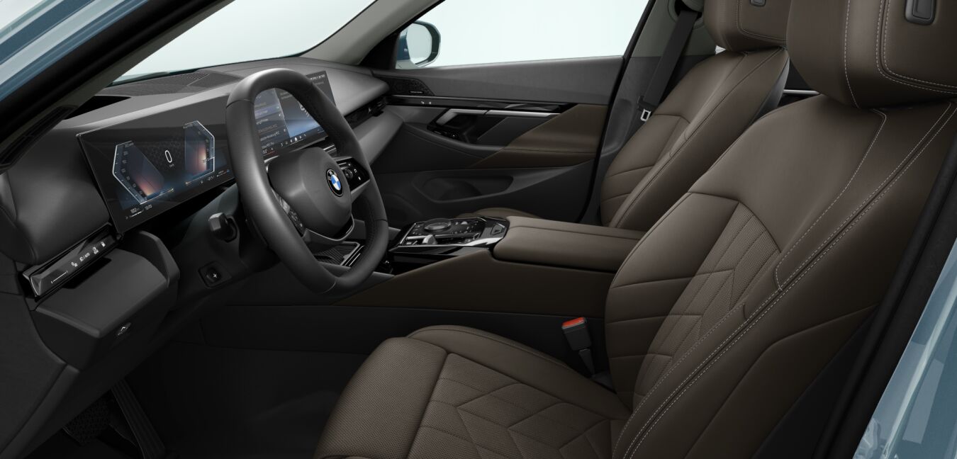 BMW BMW 5er im Innenraum seitlich