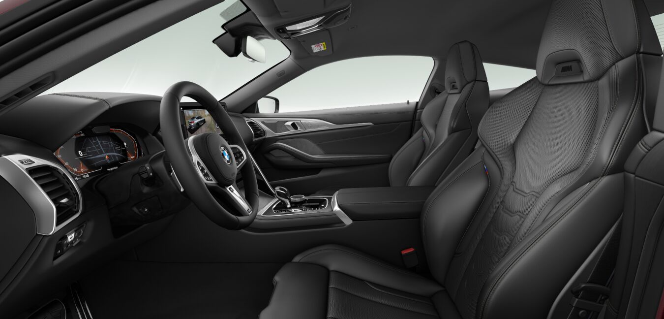 BMW BMW 8er im Innenraum seitlich BMW BMW 8er im Innenraum seitlich