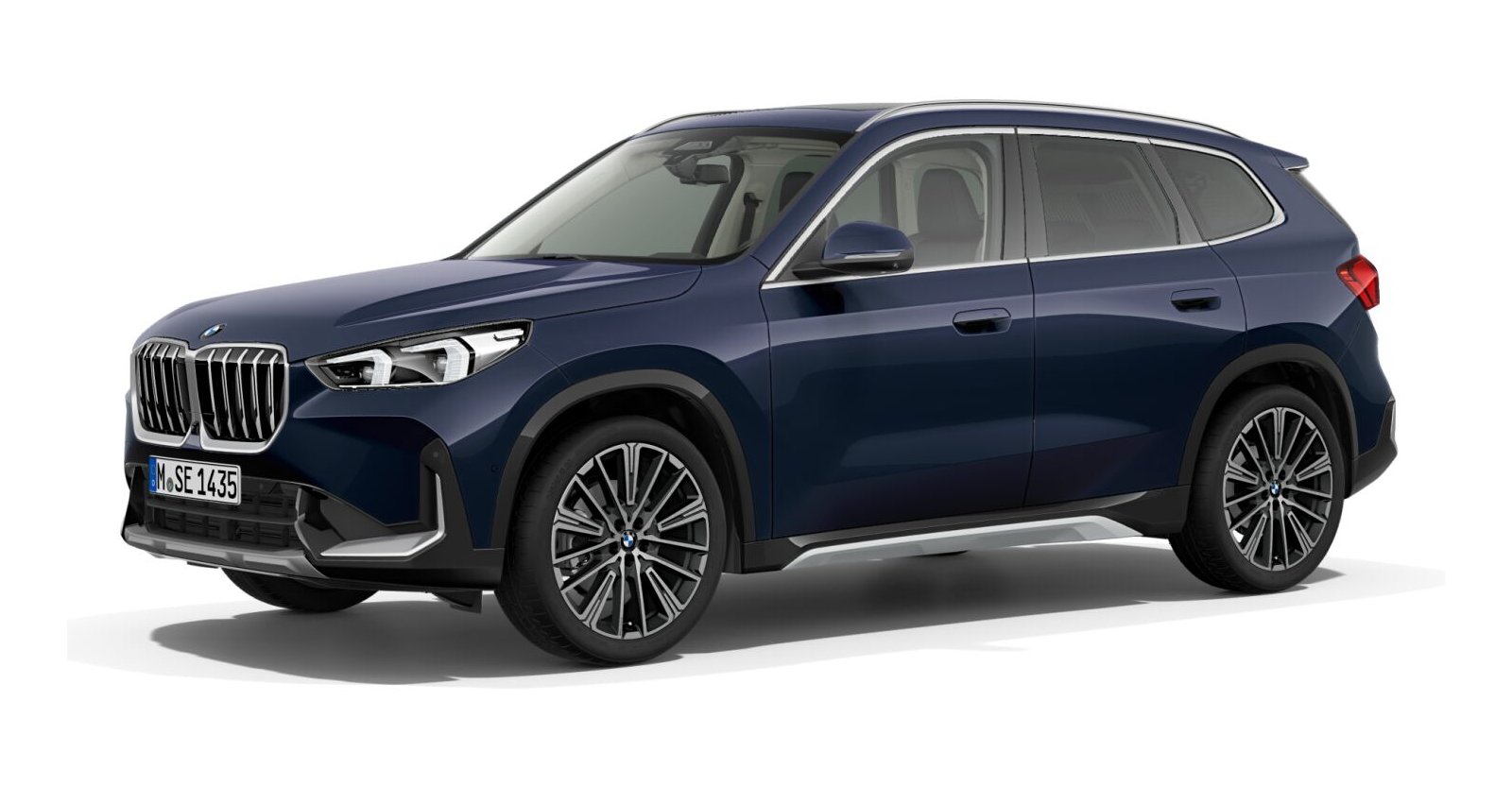 BMW X1 xDrive23i in Blau von vorne BMW X1 xDrive23i in Blau von vorne