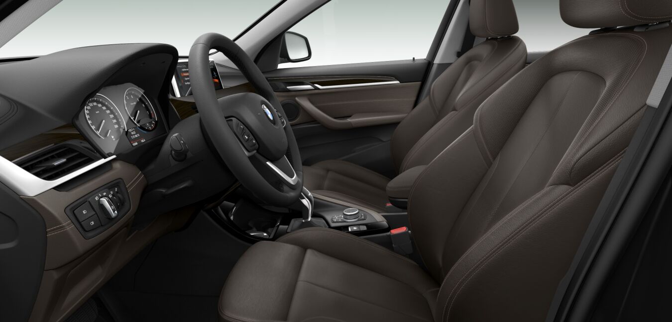 BMW BMW X im Innenraum seitlich BMW BMW X im Innenraum seitlich