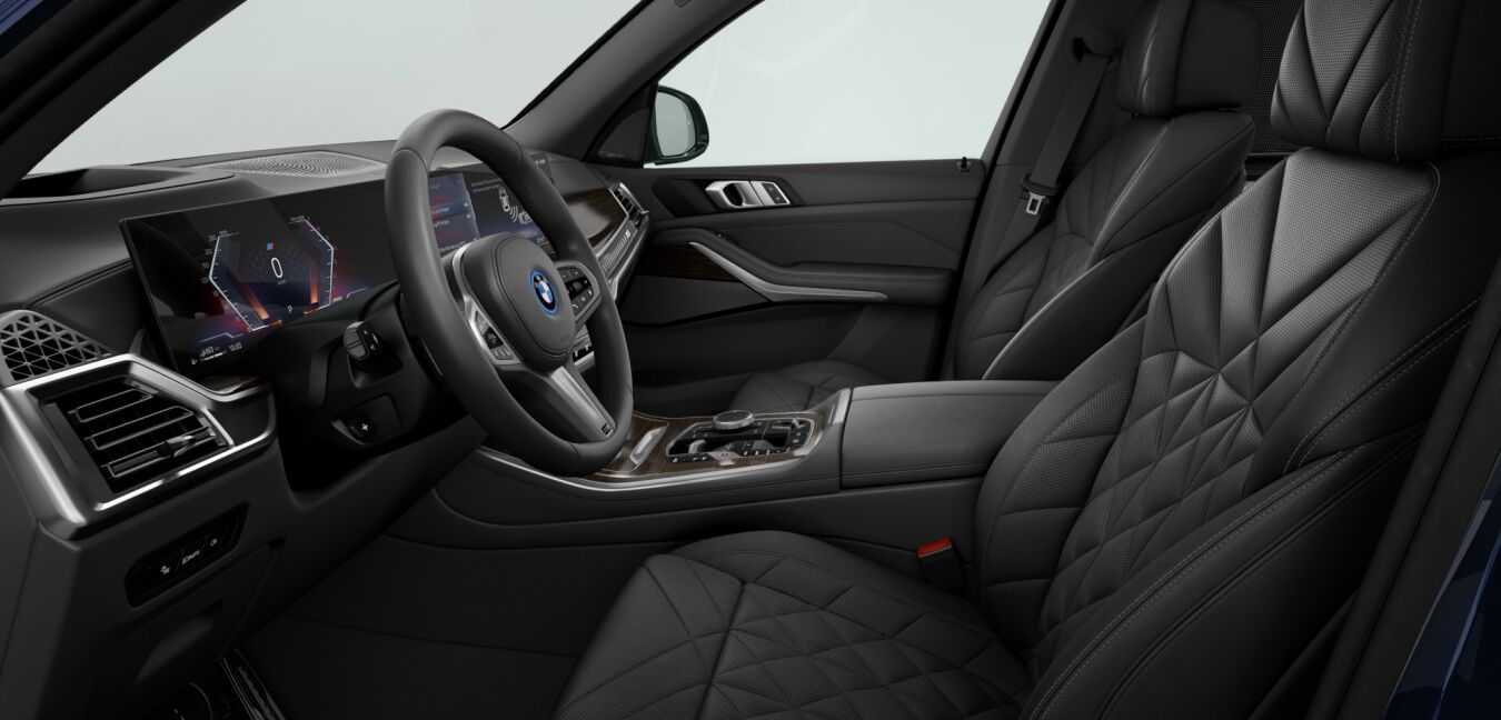 BMW BMW X im Innenraum seitlich