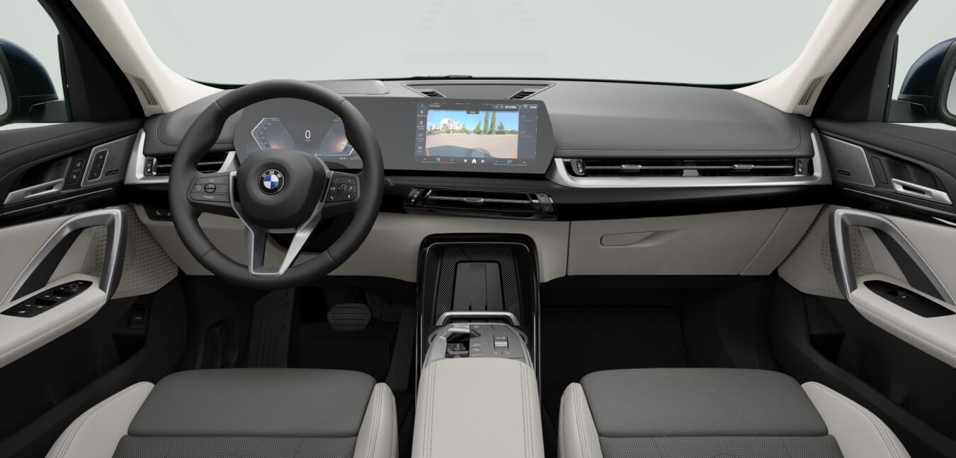 BMW BMW X im Innenraum von vorne