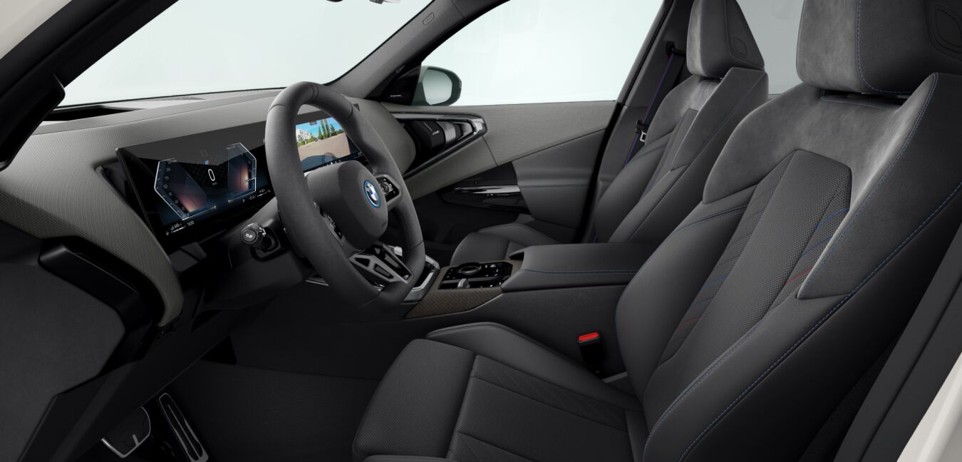 BMW BMW X im Innenraum seitlich