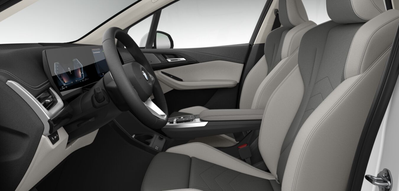 BMW BMW 2er im Innenraum seitlich BMW BMW 2er im Innenraum seitlich