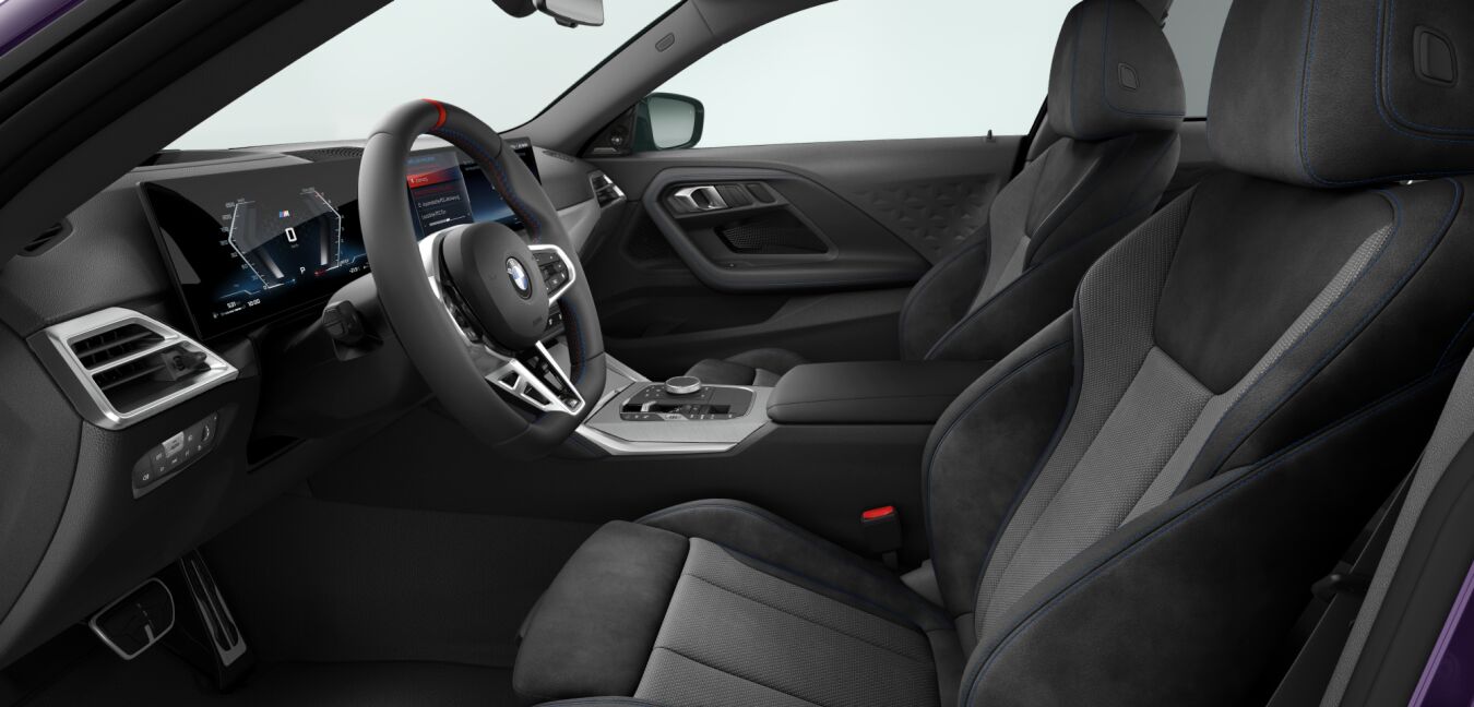 BMW BMW 2er im Innenraum seitlich BMW BMW 2er im Innenraum seitlich
