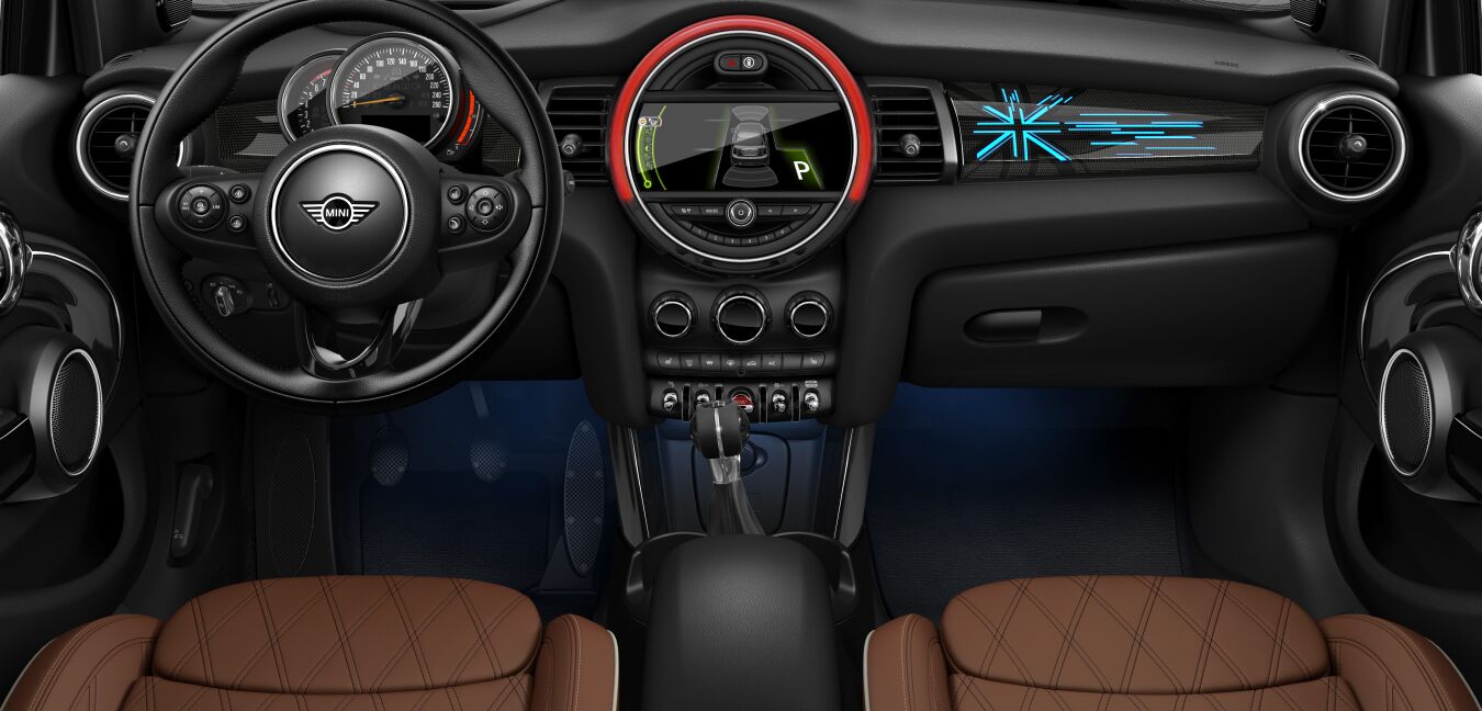 MINI MINI 5-Türer im Innenraum von vorne