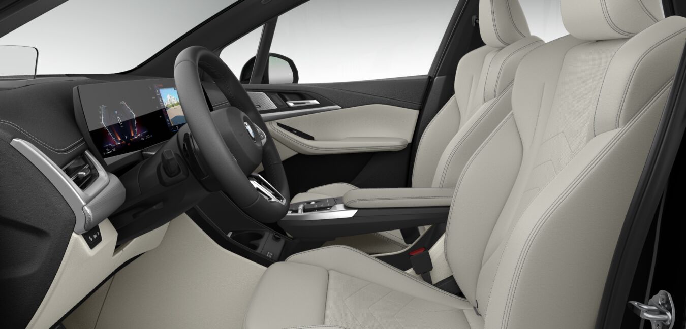 BMW BMW 2er im Innenraum seitlich BMW BMW 2er im Innenraum seitlich