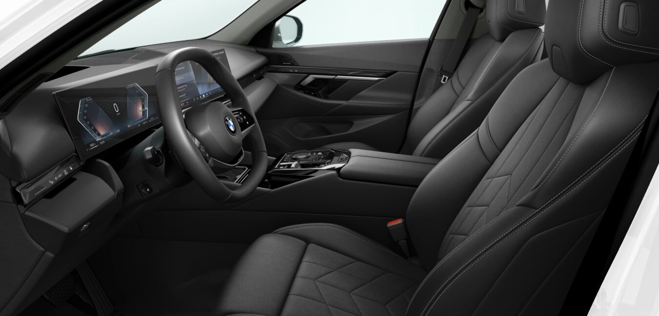 BMW BMW 5er im Innenraum seitlich BMW BMW 5er im Innenraum seitlich