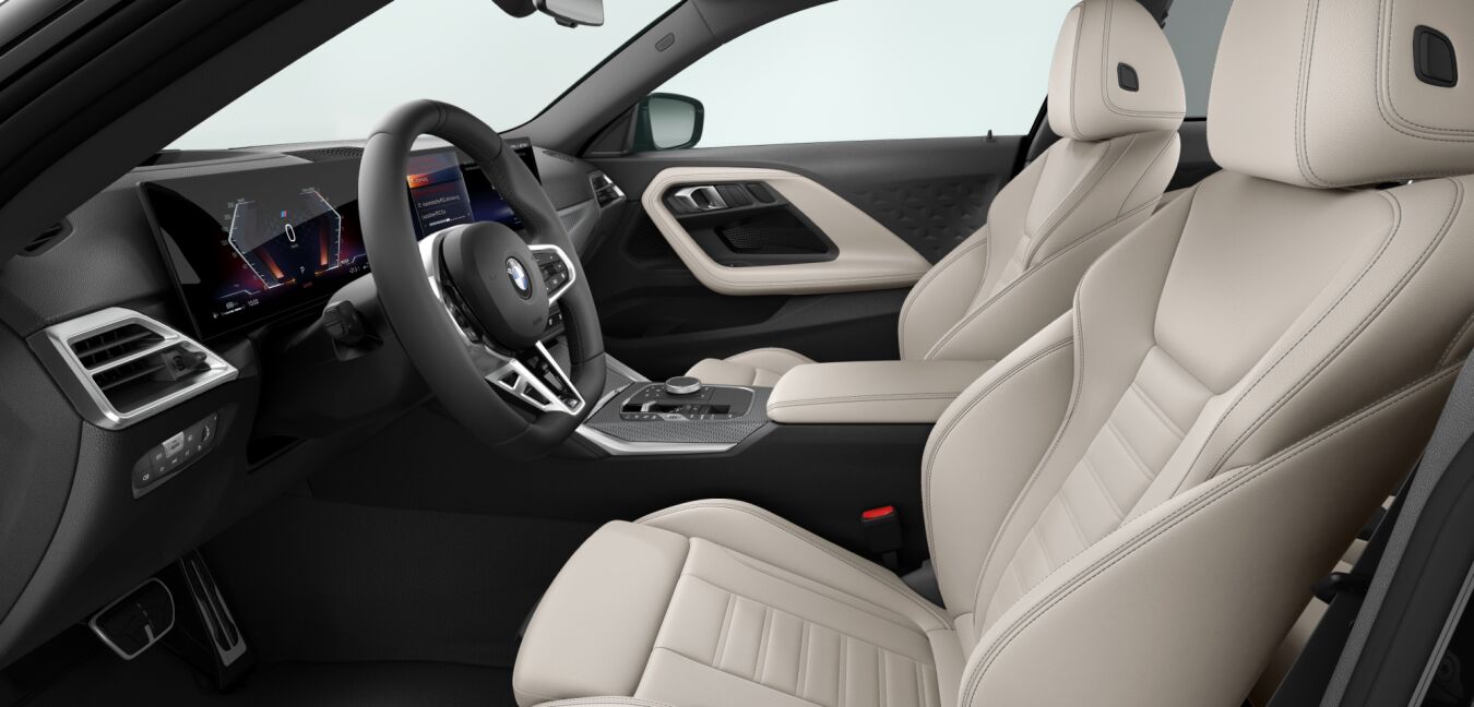 BMW BMW 2er im Innenraum seitlich BMW BMW 2er im Innenraum seitlich