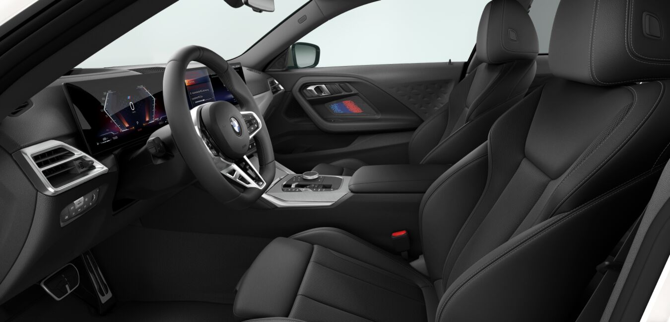 BMW BMW 2er im Innenraum seitlich BMW BMW 2er im Innenraum seitlich