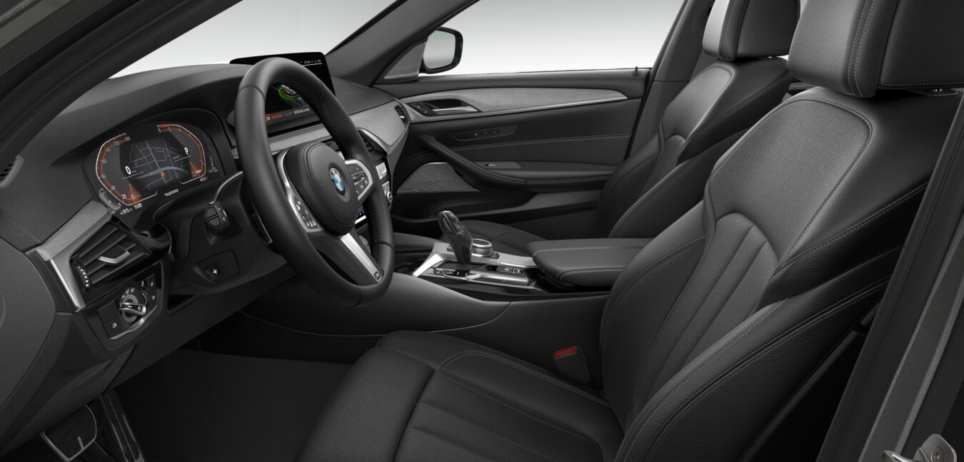 BMW BMW 5er im Innenraum seitlich BMW BMW 5er im Innenraum seitlich