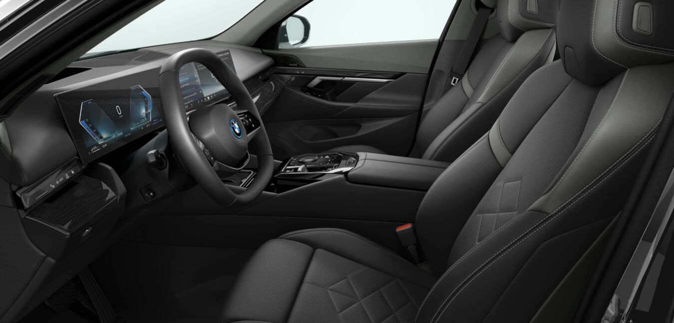BMW BMW 5er im Innenraum seitlich BMW BMW 5er im Innenraum seitlich
