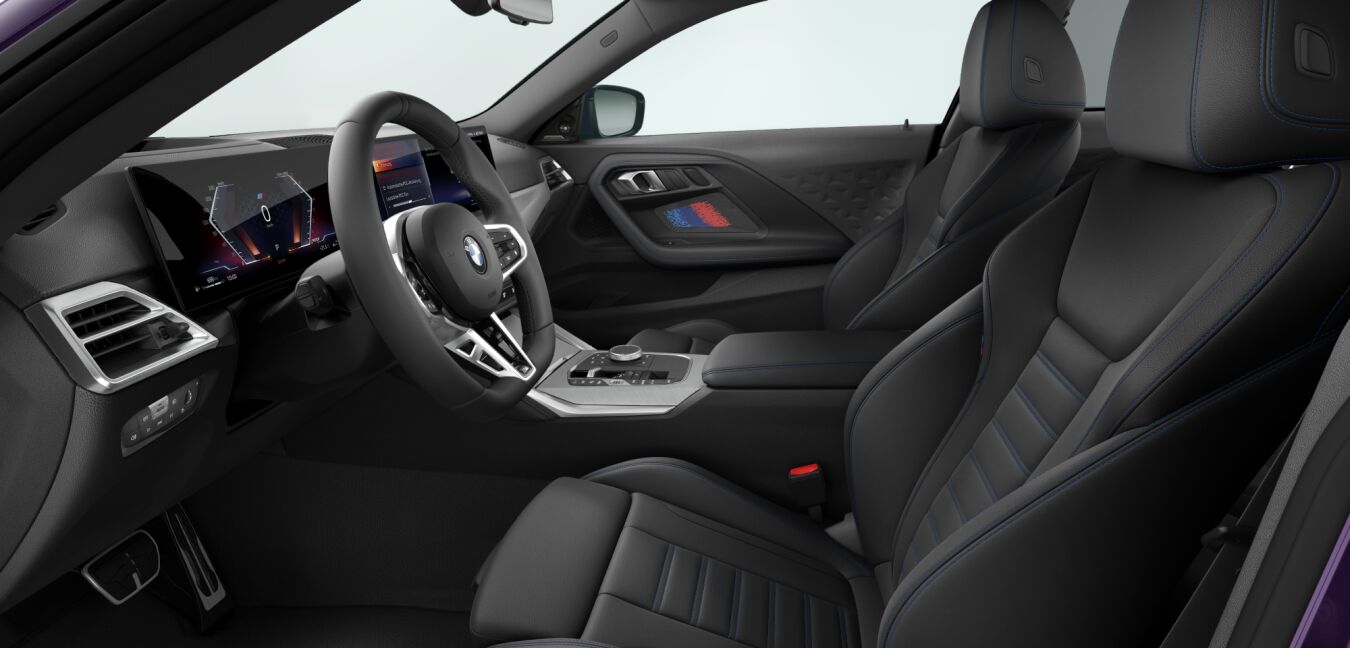 BMW BMW 2er im Innenraum seitlich BMW BMW 2er im Innenraum seitlich