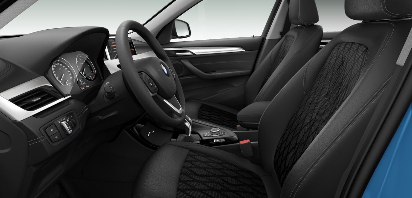 BMW BMW X im Innenraum seitlich BMW BMW X im Innenraum seitlich