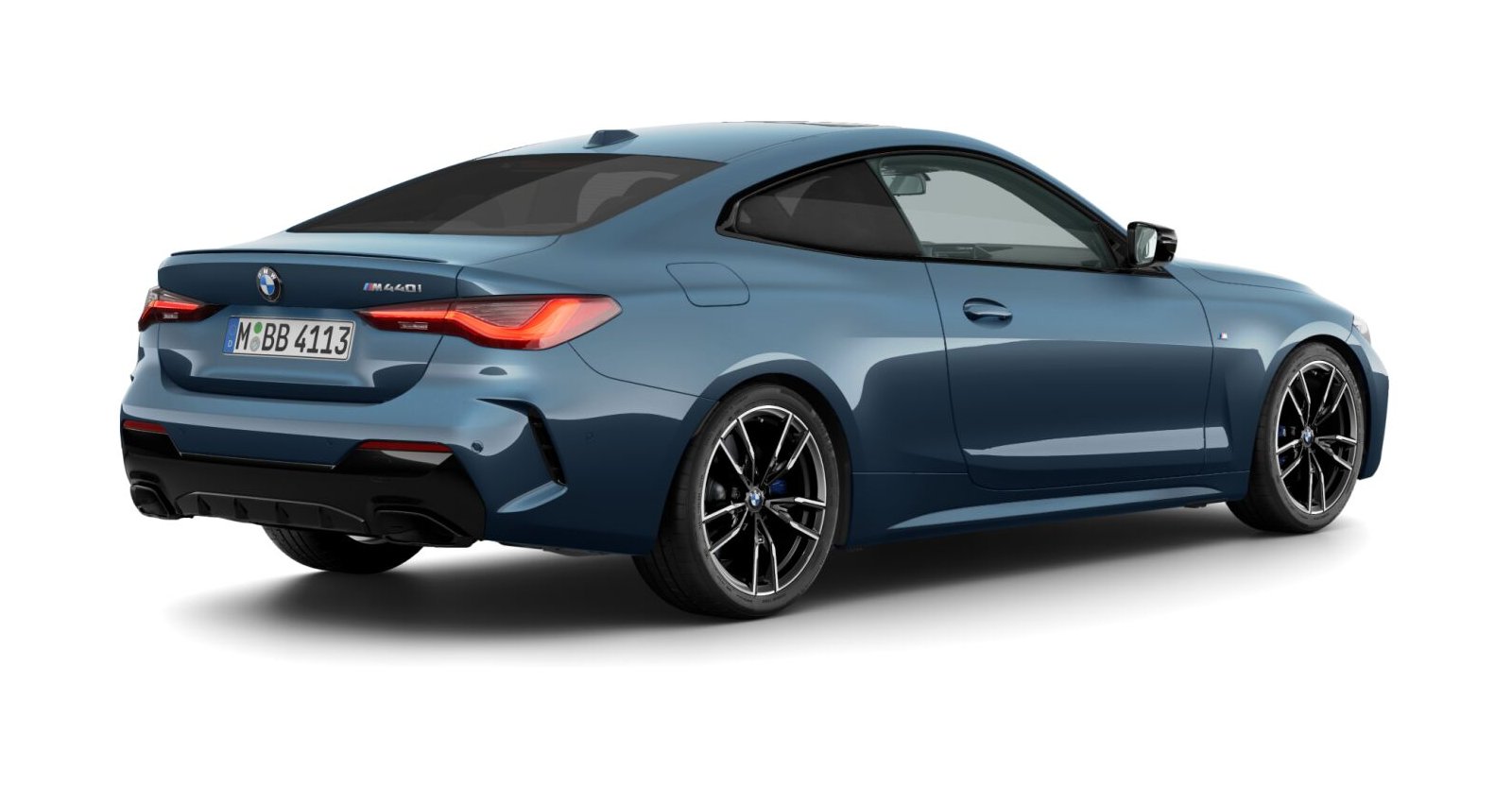 BMW BMW 4er in Blau von hinten