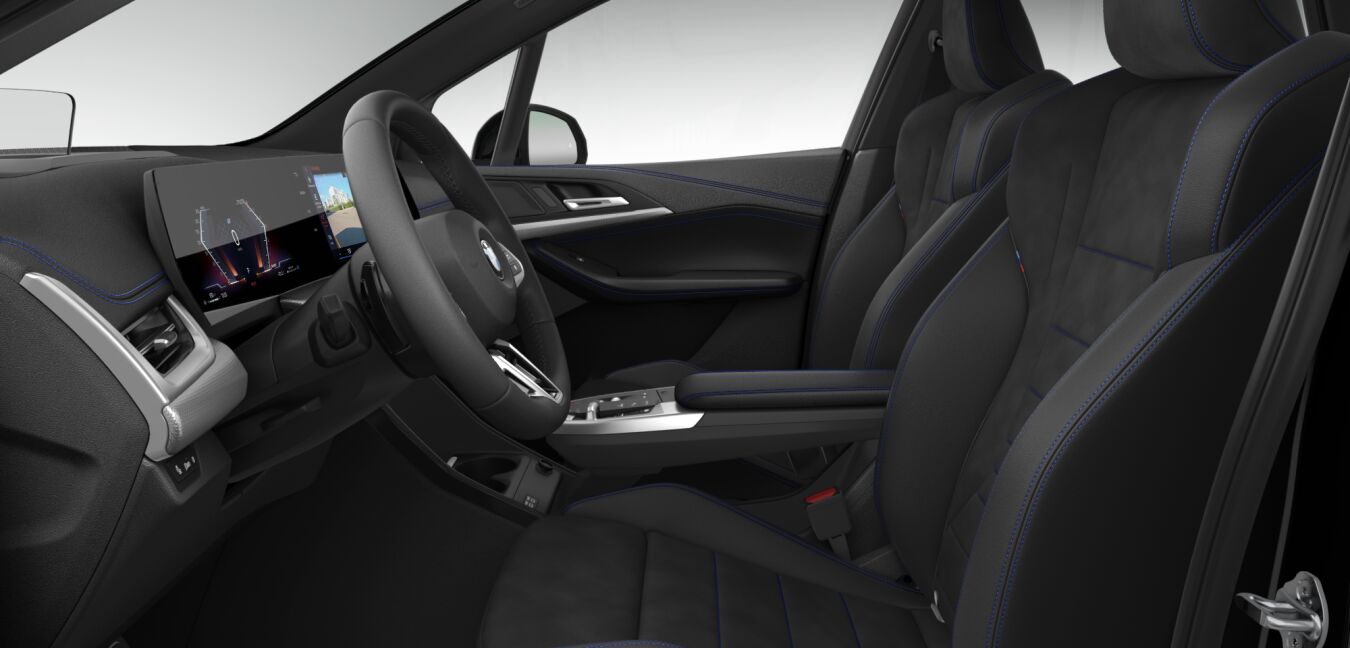 BMW BMW 2er im Innenraum seitlich BMW BMW 2er im Innenraum seitlich