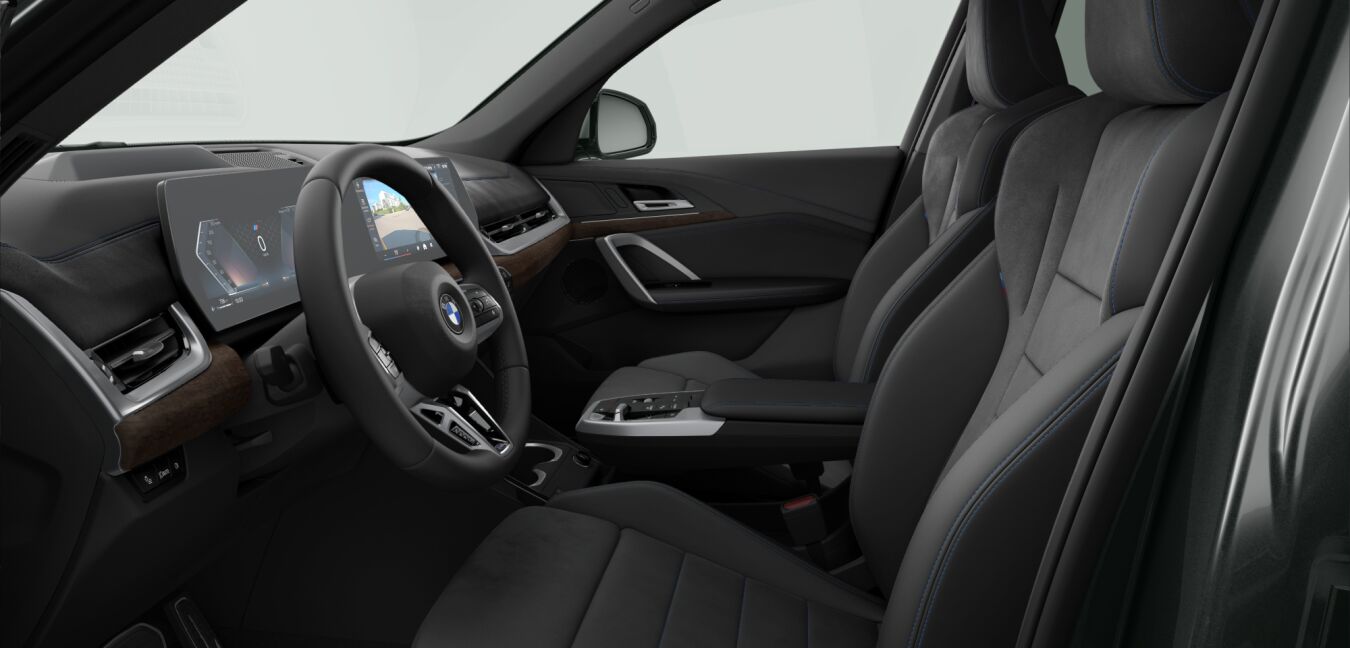 BMW BMW X im Innenraum seitlich